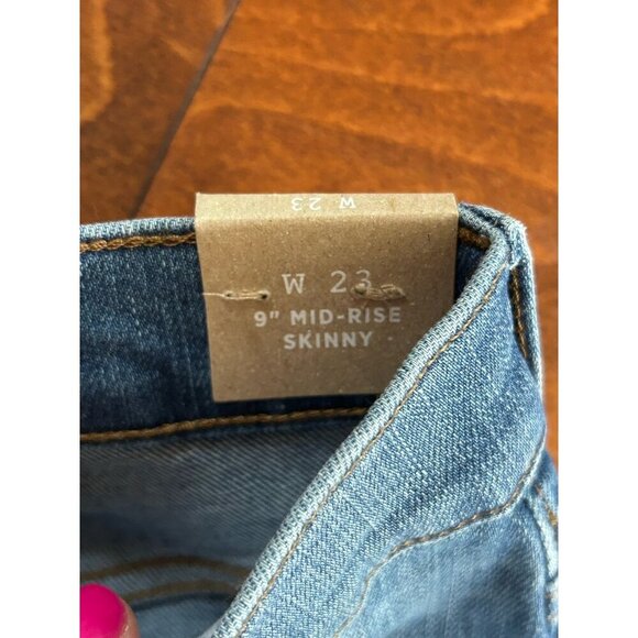Madewell 9" Mid-Rise Skinny Jeans 23 Womens Medium Wash Denim NWT Knee Blowout - Picture 6 of 11